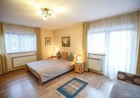 לינה וארוחת בוקר Fiore ביאלי דונאייק